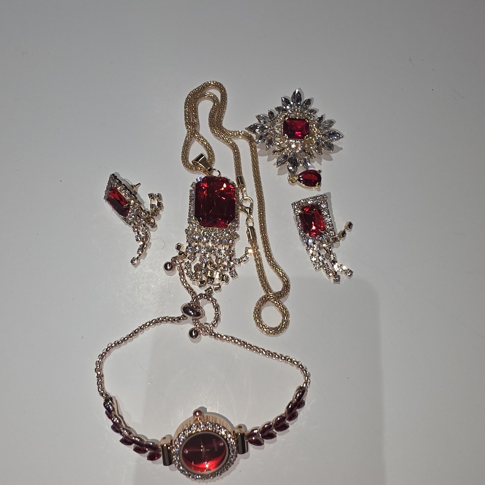 Elegant Red and Gold Costume Jewelry Set